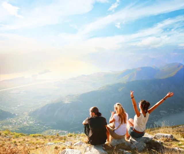 Immagina questo:
✨ Nessun foglio Word - Excel...
🔍 Nessuna ricerca su dove sostare.
📍 Solo la bellezza pura del tuo prossimo viaggio.

Con i nostri itinerari digitali ti portiamo lì, dove la libertà incontra la tranquillità.
🚐 Famiglie, amici, animali al seguito: tutto già pensato per te.

📲 Pronto a partire? https://dolciviaggi.com/negozio/